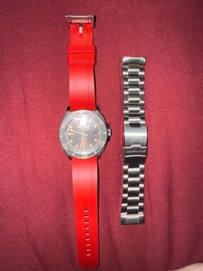 Sport Diver Watch with Red Silicone Strap and Stainless Steel Bracelet